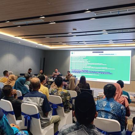PAMBAKAL DAN DIREKTUR BUMDES HADIRI KOLABORASI BANK MANDIRI BERSAMA BUMDESA DI KALIMANTAN SELATAN